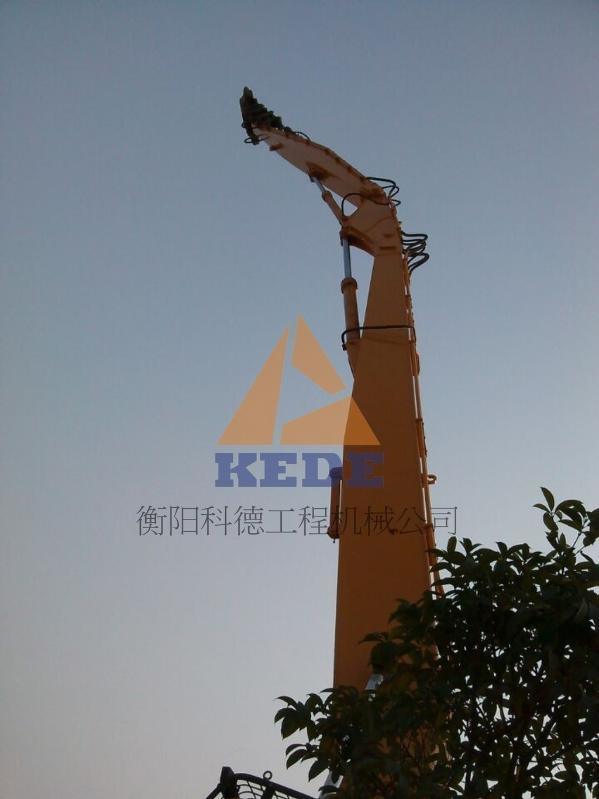 挖掘机改装拆楼机，三段式加长臂20-32米